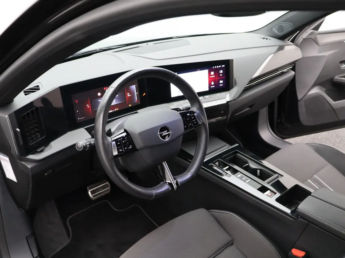 1.2 Turbo GS Trekhaak | All-seasons | Apple Carplay/Android Auto|telefoonintegratie premium | Cruise control adaptief met Stop&Go | Electronic climate controle