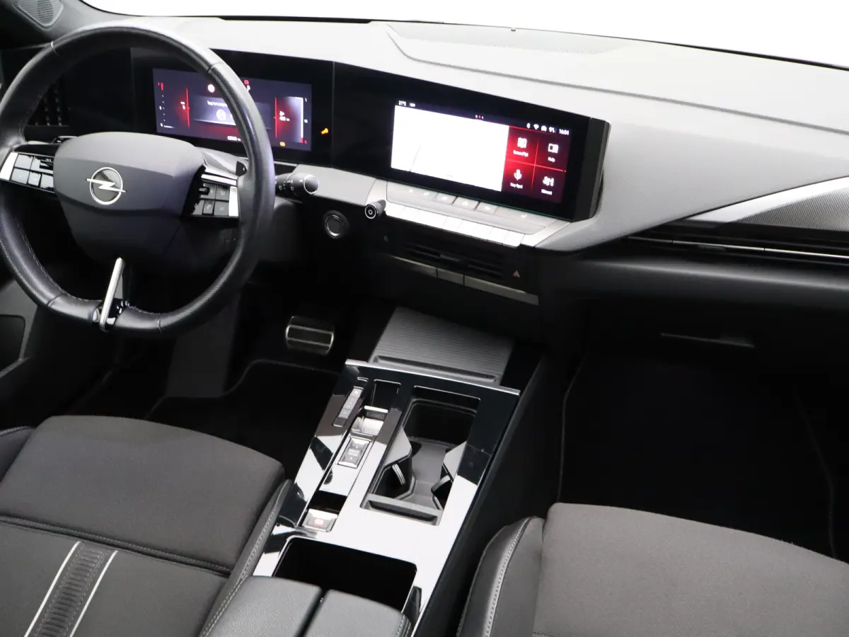 1.2 Turbo GS Trekhaak | All-seasons | Apple Carplay/Android Auto|telefoonintegratie premium | Cruise control adaptief met Stop&Go | Electronic climate controle