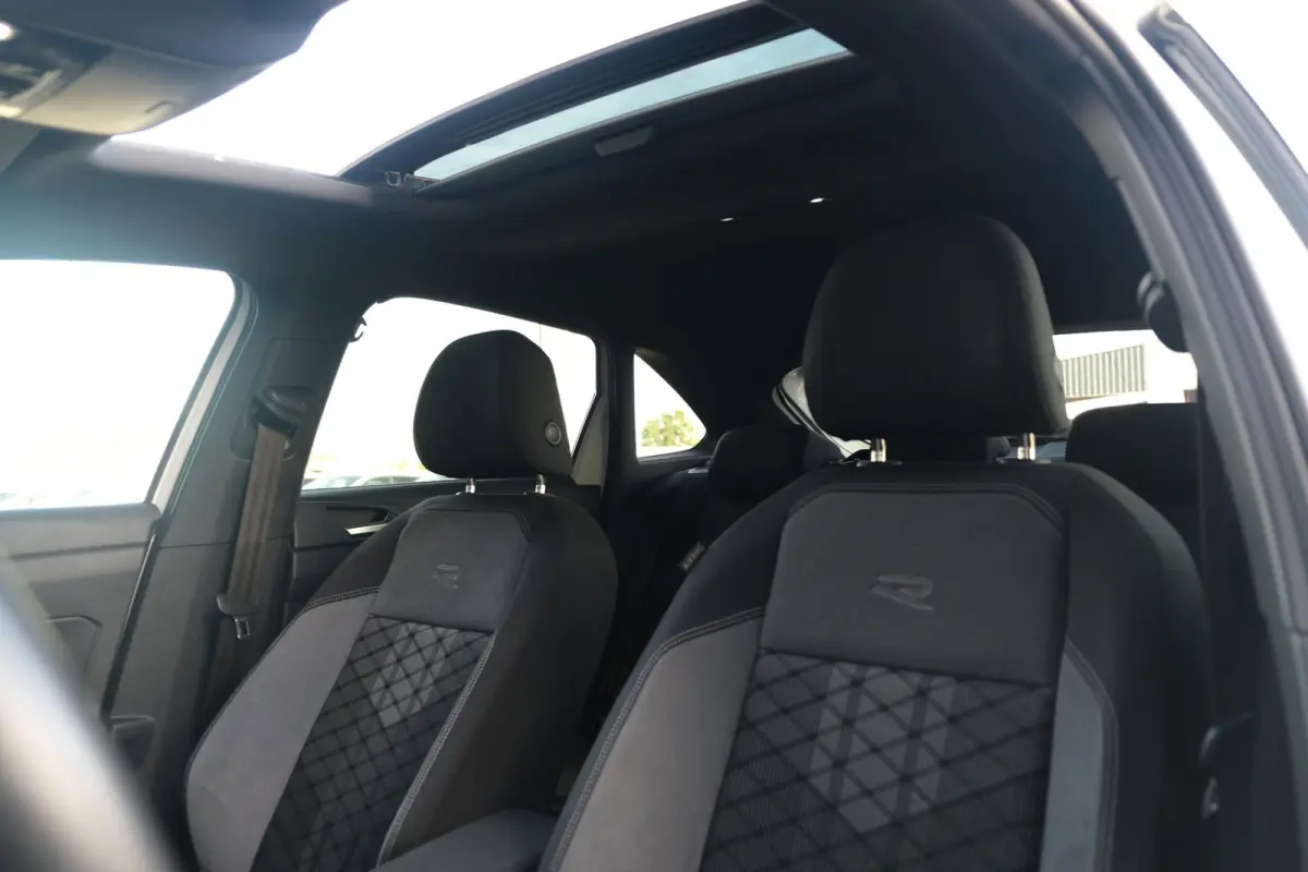 1.0 TSI 2x R-Line 110PK DSG Pano IQ Matrix Cam Navi ACC Virtual