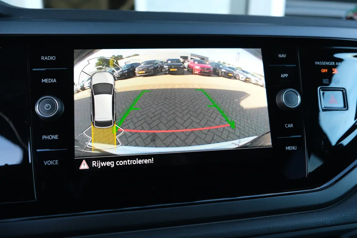 1.0 TSI 2x R-Line 110PK DSG Pano IQ Matrix Cam Navi ACC Virtual