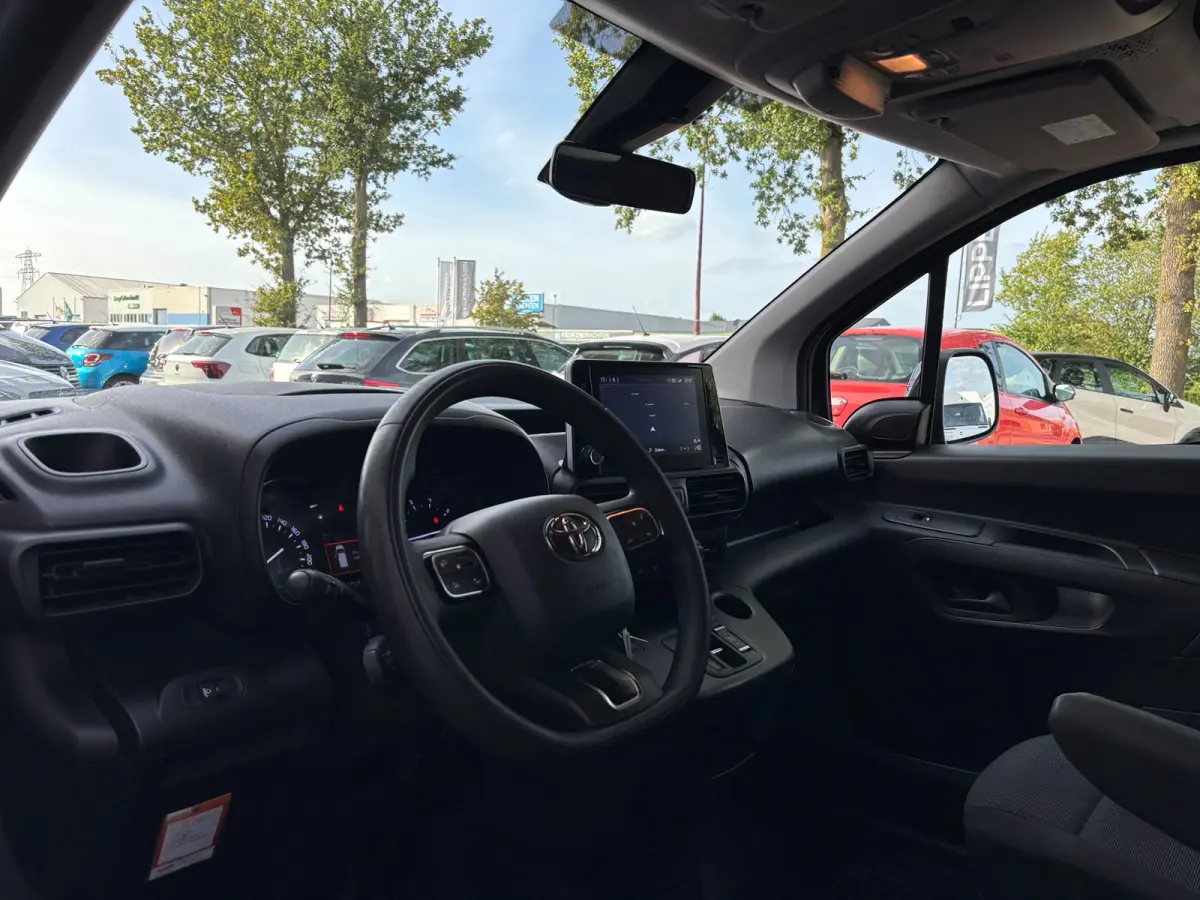 1.5 D-4D Live | Automaat | Apple Carplay | Parkeersensoren | Dubbele Schuifedur
