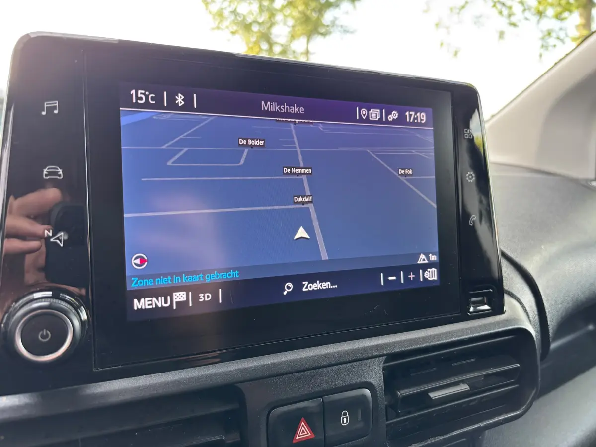 1.5 D-4D Live | Automaat | Apple Carplay | Parkeersensoren | Dubbele Schuifedur
