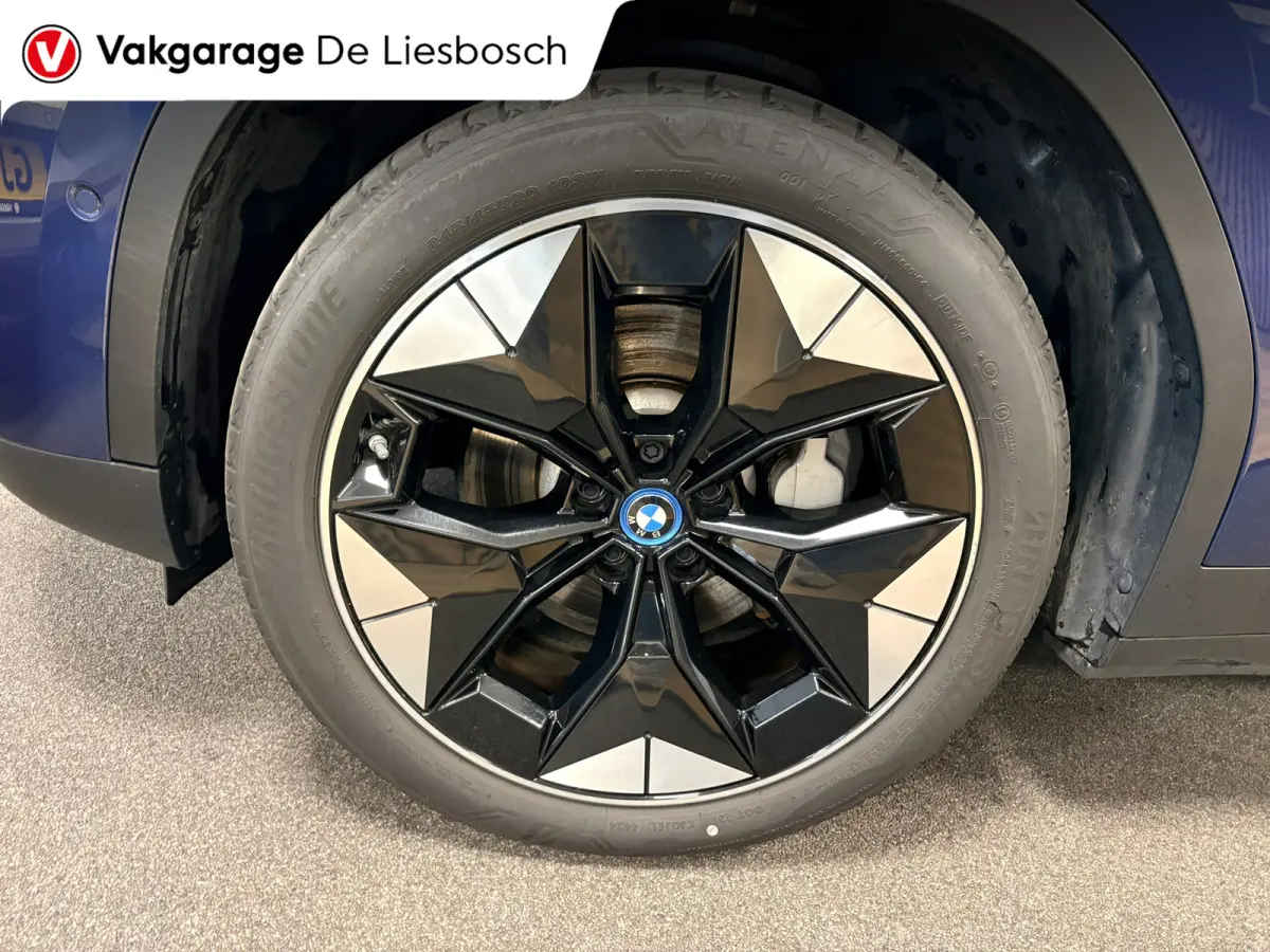 High Executive 80 kWh / Panoramadak / trekhaak / leder / head-up