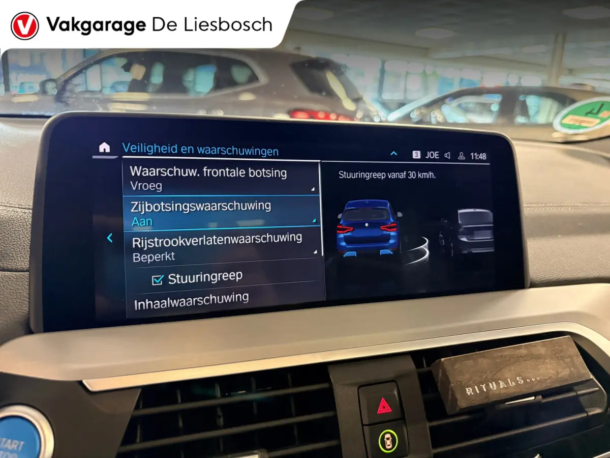 High Executive 80 kWh / Panoramadak / trekhaak / leder / head-up