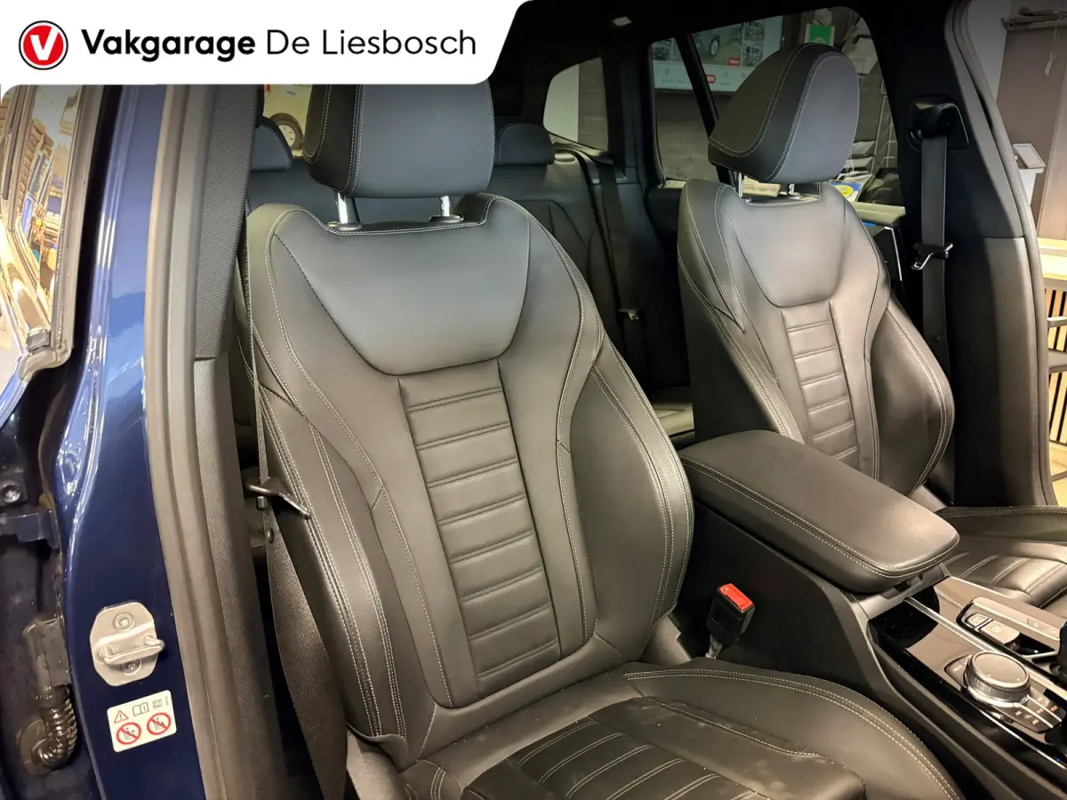 High Executive 80 kWh / Panoramadak / trekhaak / leder / head-up