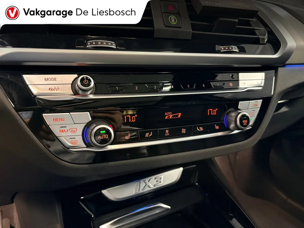 High Executive 80 kWh / Panoramadak / trekhaak / leder / head-up