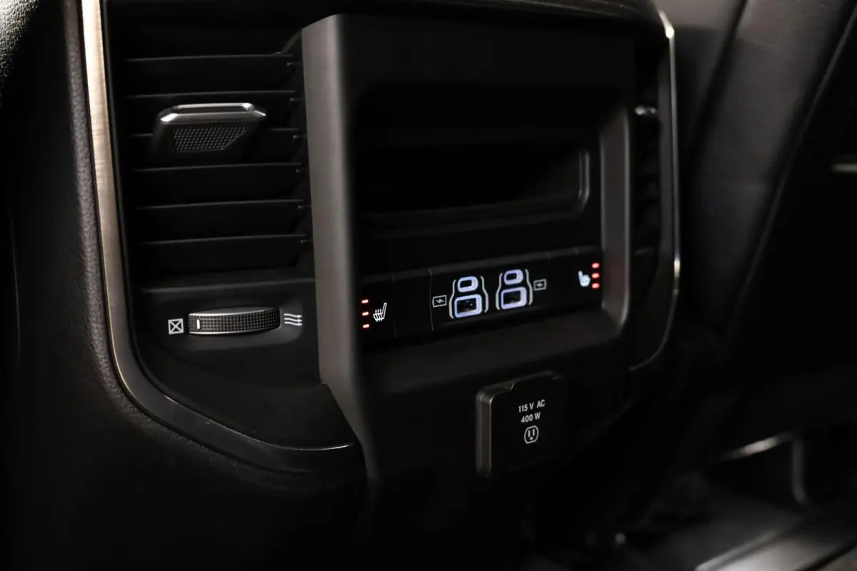1500 4X4 5.7 V8 4x4 eTorque Limited|Pano|Ventilatie|