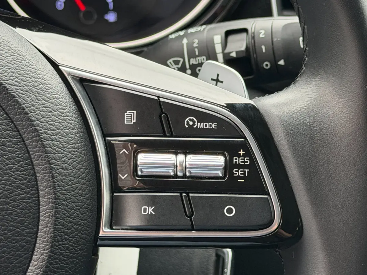 1.5 T-GDi Automaat LED Camera Lane Carplay Navi DAB