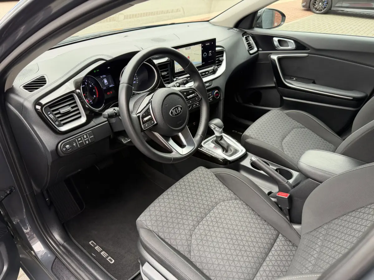 1.5 T-GDi Automaat LED Camera Lane Carplay Navi DAB