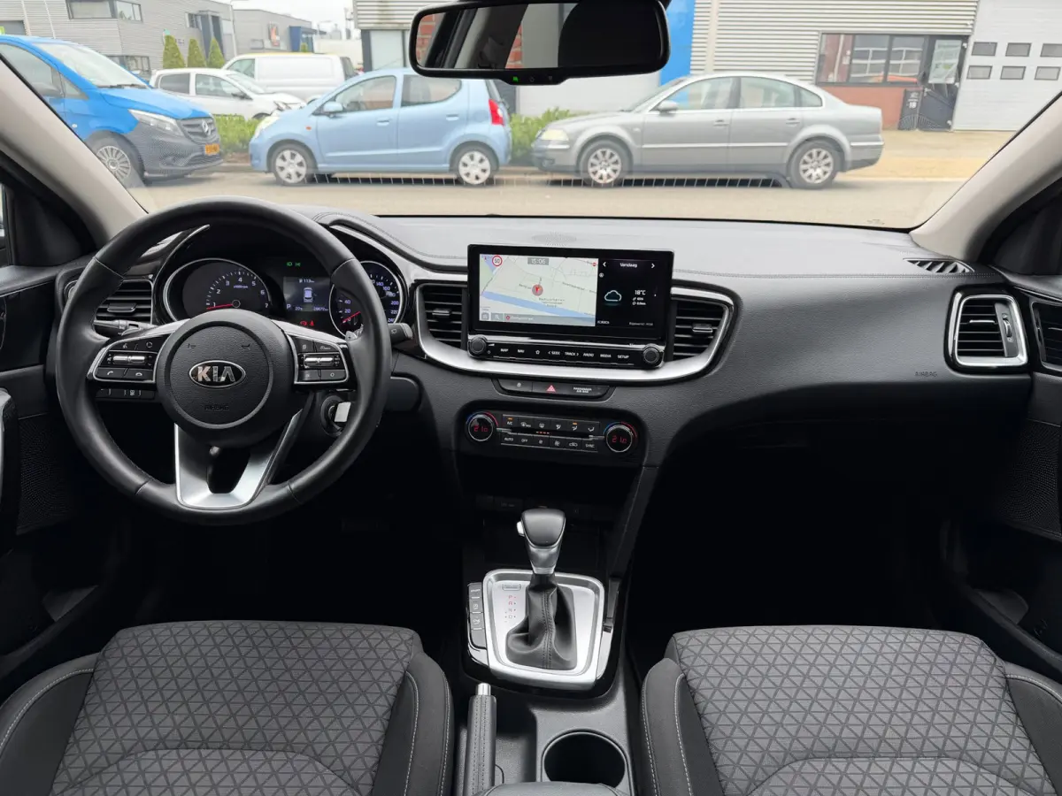 1.5 T-GDi Automaat LED Camera Lane Carplay Navi DAB