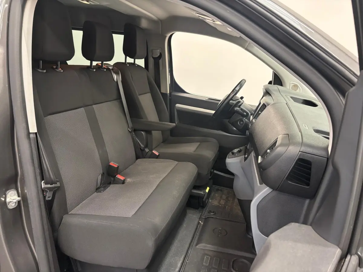 2.0 CDTI L3H1 Automaat Airco Navigatie Trekhaak Camera Cruise Control