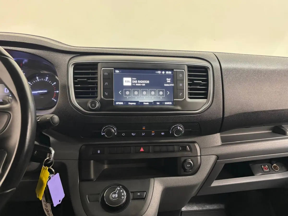 2.0 CDTI L3H1 Automaat Airco Navigatie Trekhaak Camera Cruise Control