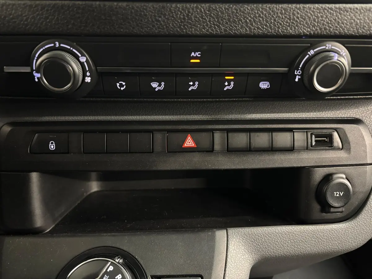 2.0 CDTI L3H1 Automaat Airco Navigatie Trekhaak Camera Cruise Control