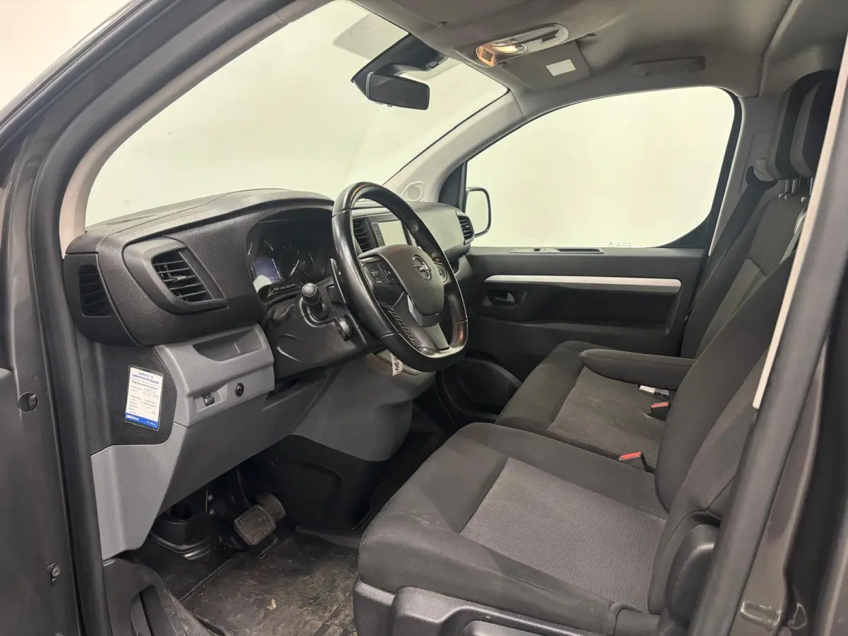 2.0 CDTI L3H1 Automaat Airco Navigatie Trekhaak Camera Cruise Control