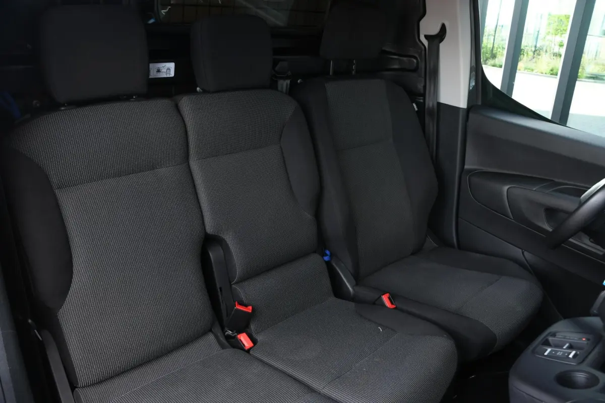 136 L2 50 kWh | SOH 100%