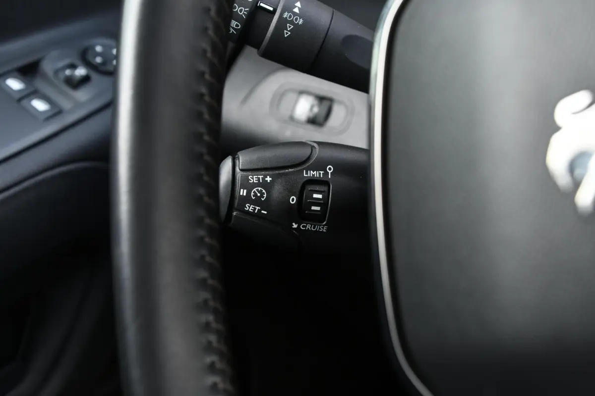 136 L2 50 kWh | SOH 100%