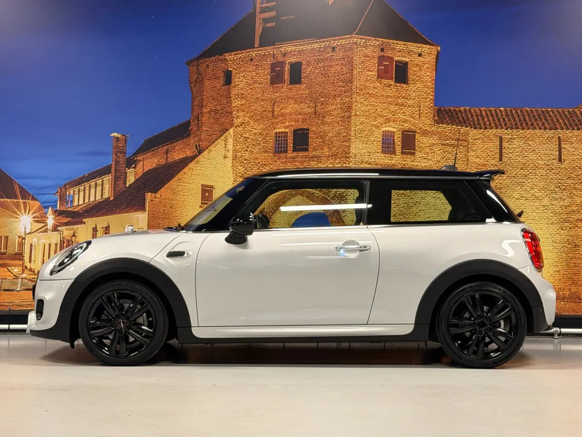1.5 Chili Serious Business JCW Automaat Navi LED PDC