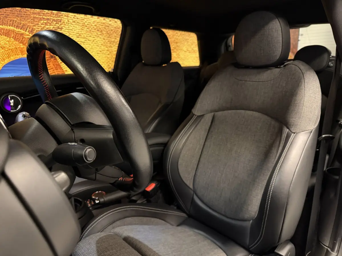1.5 Chili Serious Business JCW Automaat Navi LED PDC