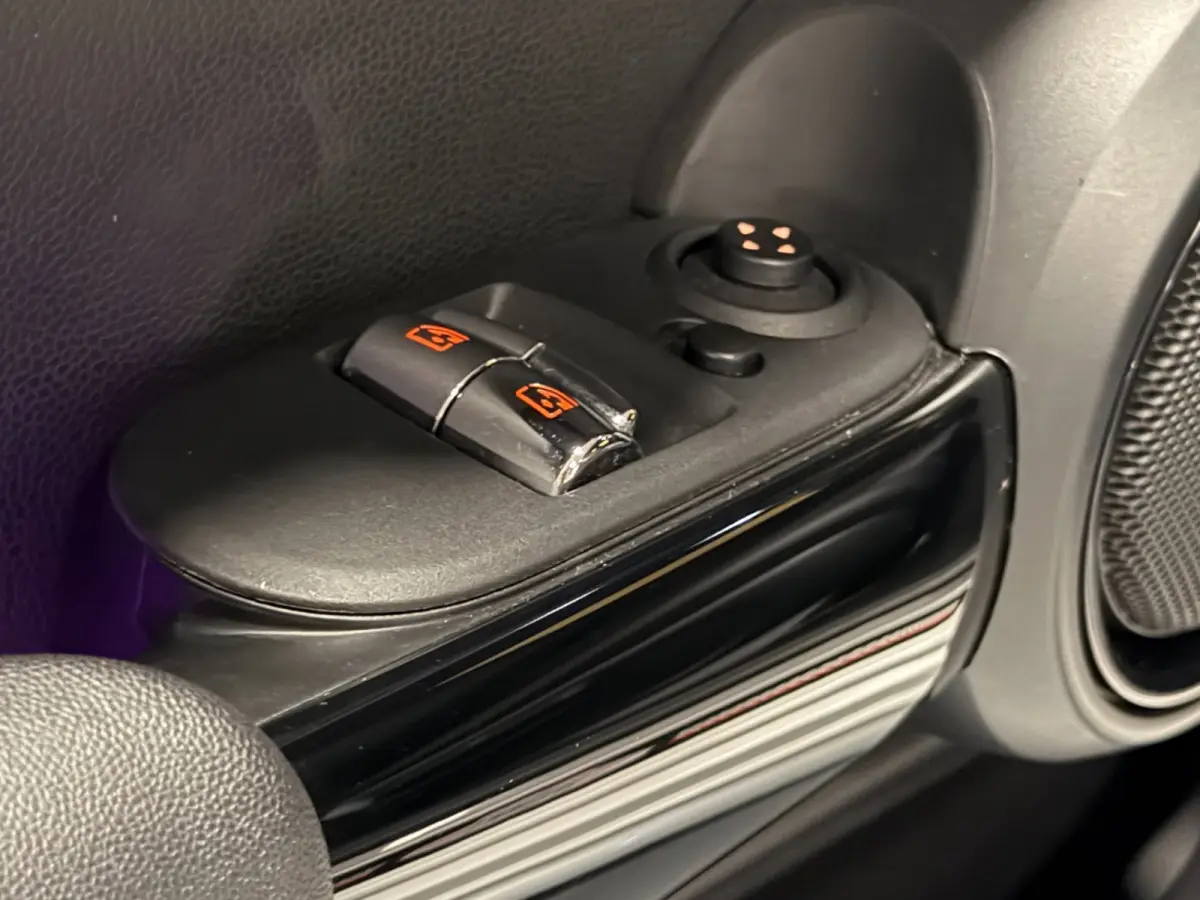 1.5 Chili Serious Business JCW Automaat Navi LED PDC