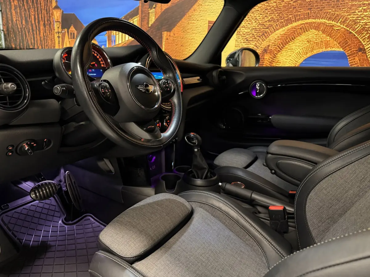 1.5 Chili Serious Business JCW Automaat Navi LED PDC