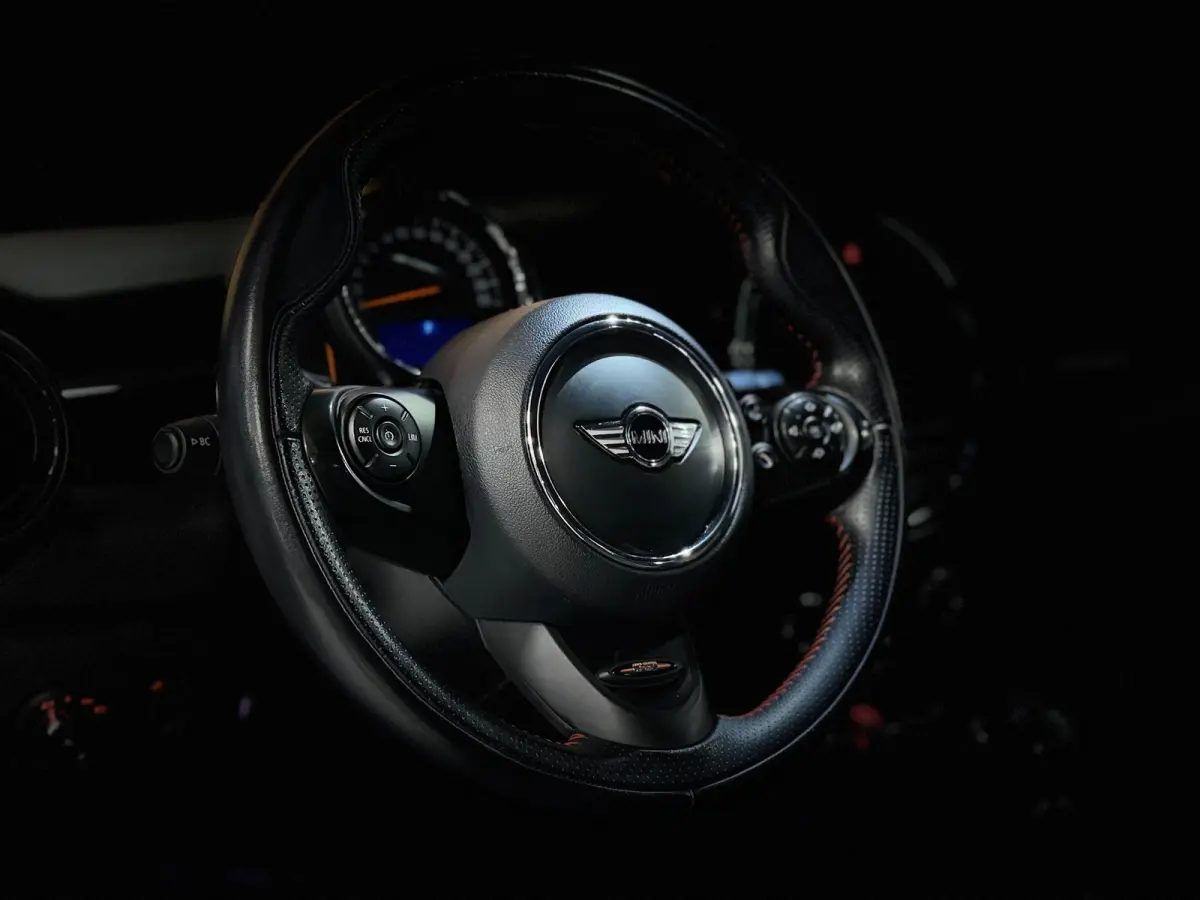 1.5 Chili Serious Business JCW Automaat Navi LED PDC