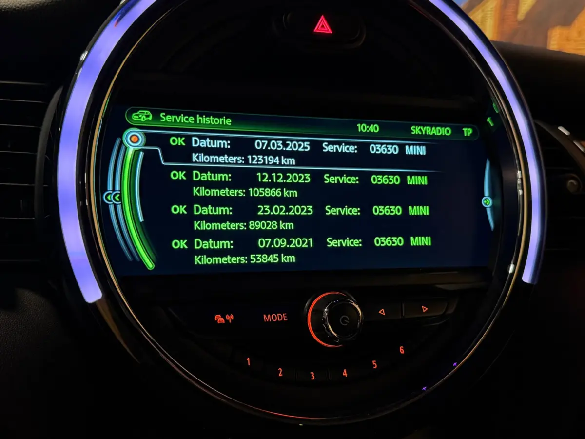 1.5 Chili Serious Business JCW Automaat Navi LED PDC