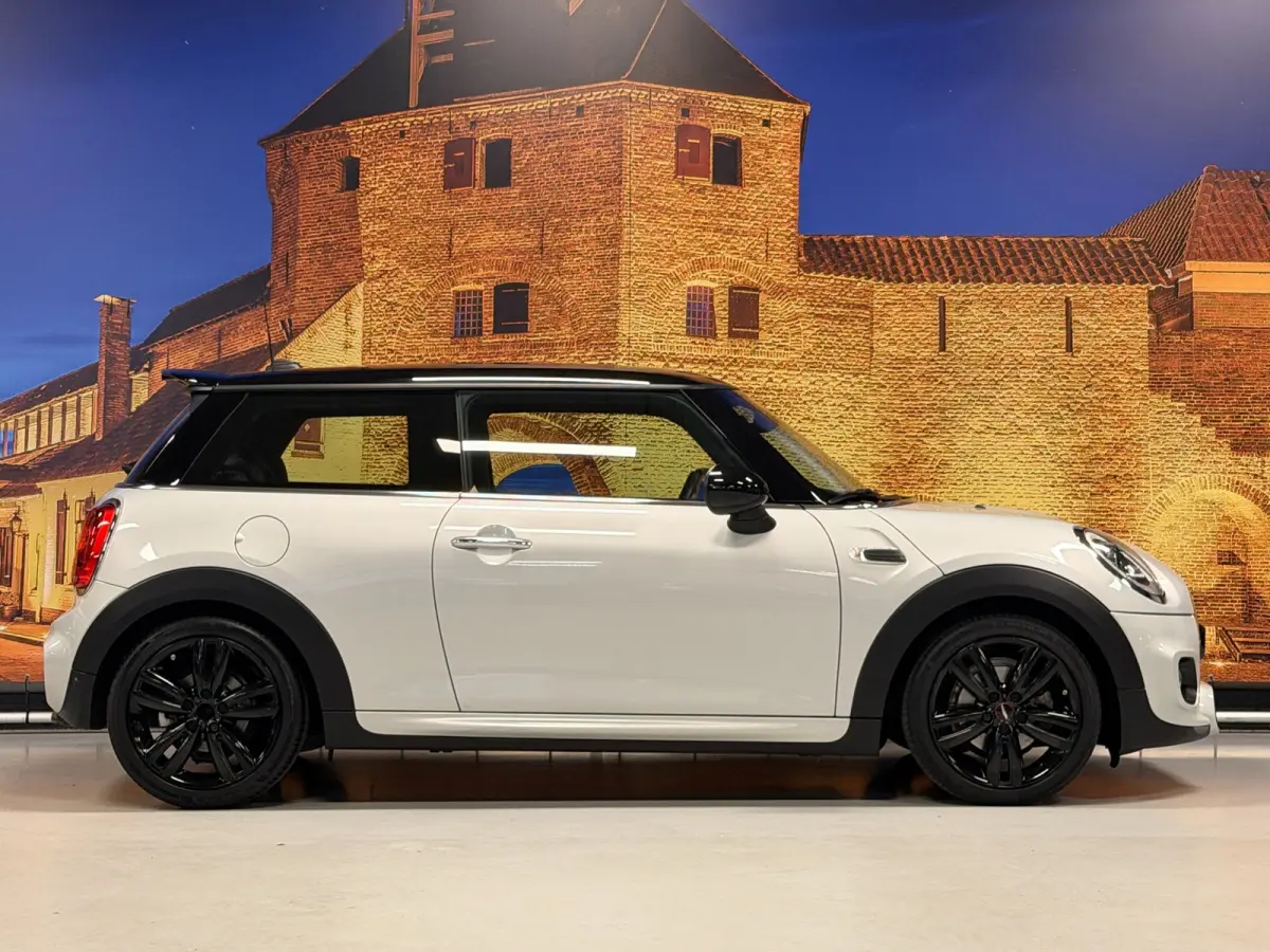 1.5 Chili Serious Business JCW Automaat Navi LED PDC