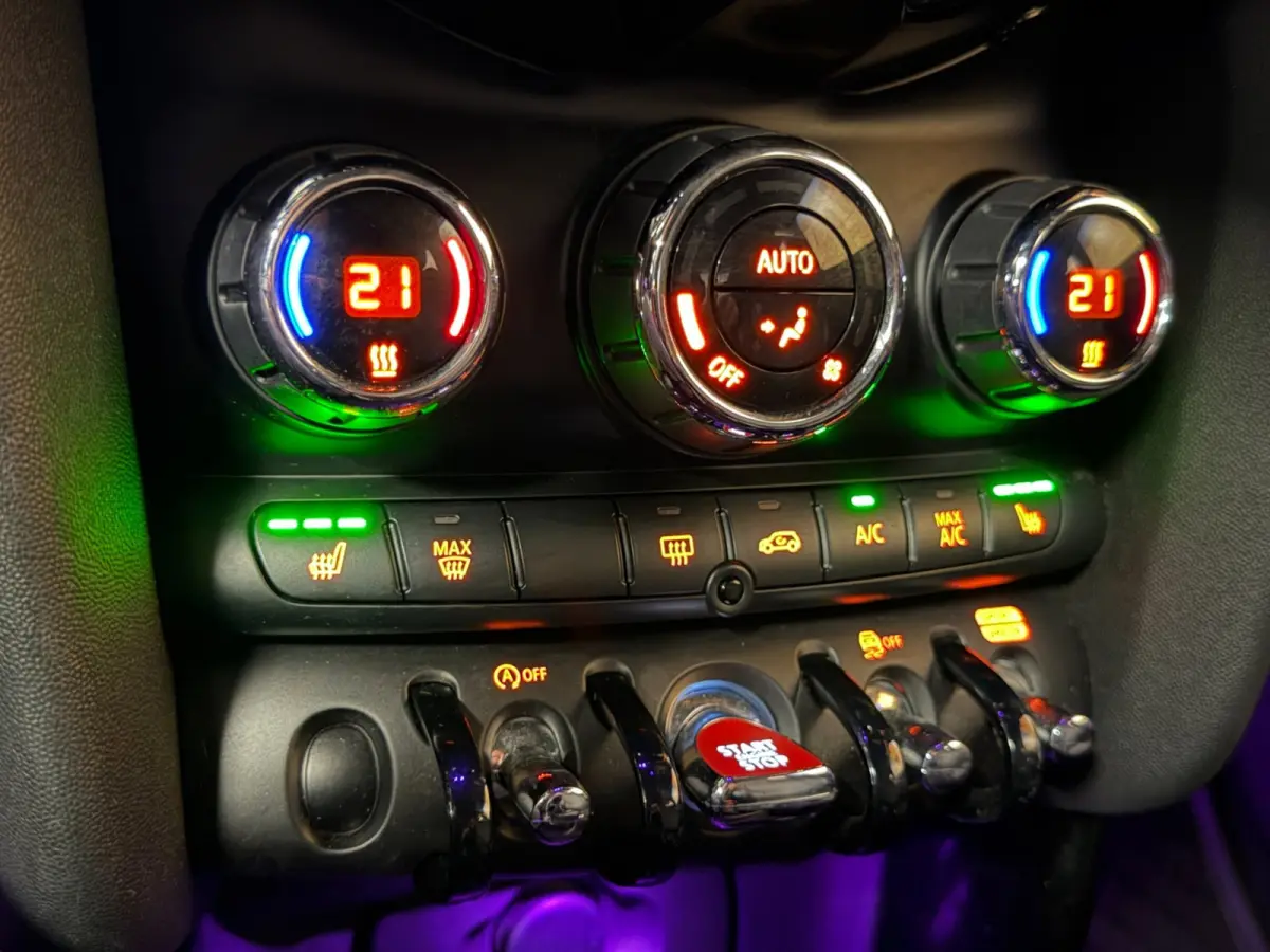 1.5 Chili Serious Business JCW Automaat Navi LED PDC