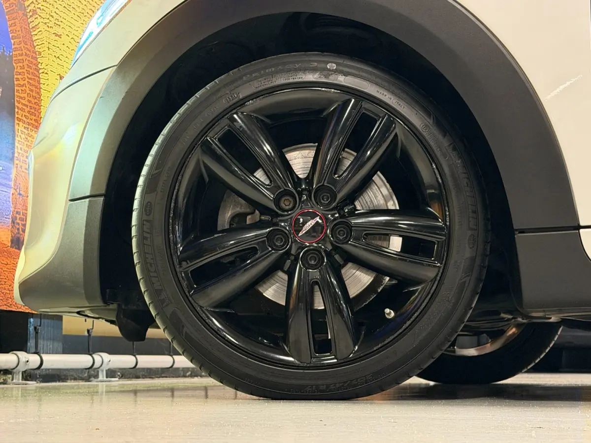 1.5 Chili Serious Business JCW Automaat Navi LED PDC