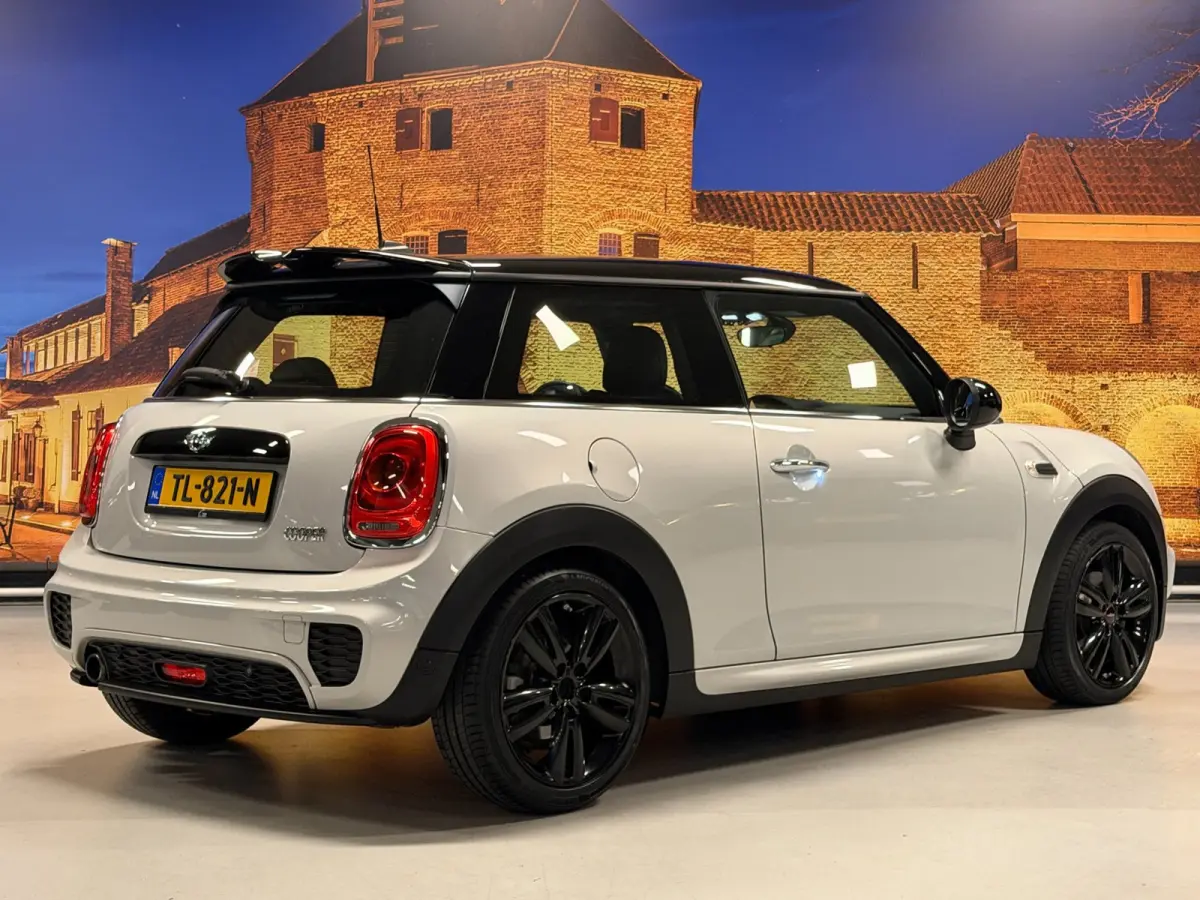 1.5 Chili Serious Business JCW Automaat Navi LED PDC