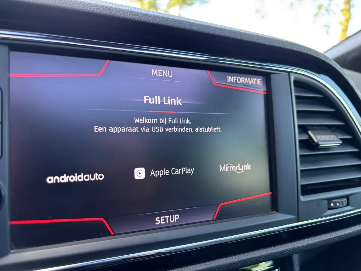 2.0 TDI FR Business Intense | Trekhaak | Pano | Apple Carplay | Sfeerverlichting
