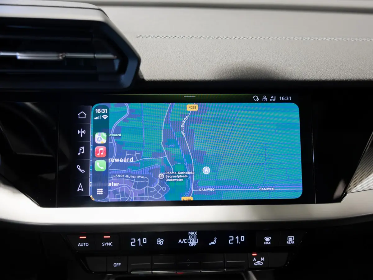 30 TFSI 2x S-Line edition / 110pk / Panorama dak / Trekhaak /