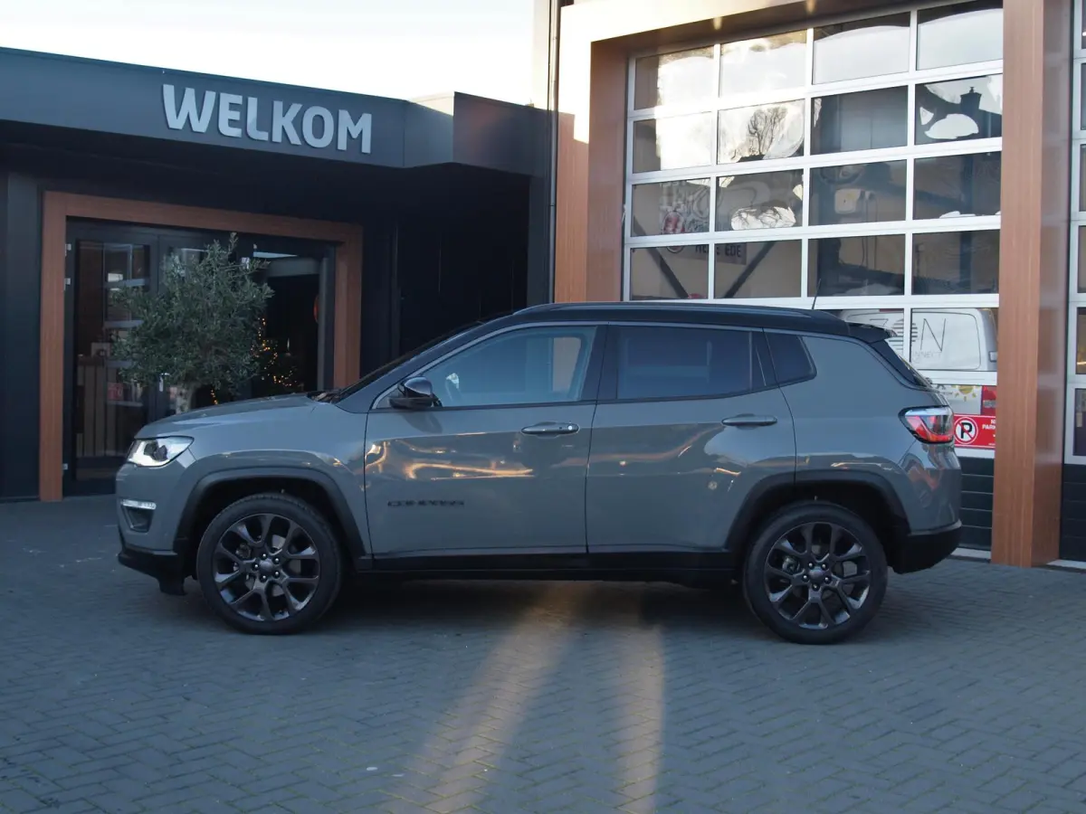 1.3T S | Camera | Cruise Control | Alpine Audio | Automaat |