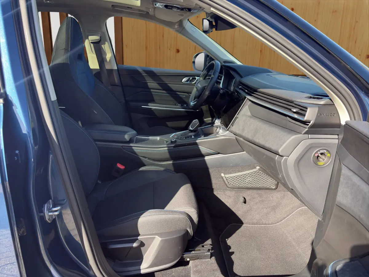 1.5 | BLIS | 360 Camera | Panoramadak | Keyless Start / Entry | Voorstoelen Verwarmd |