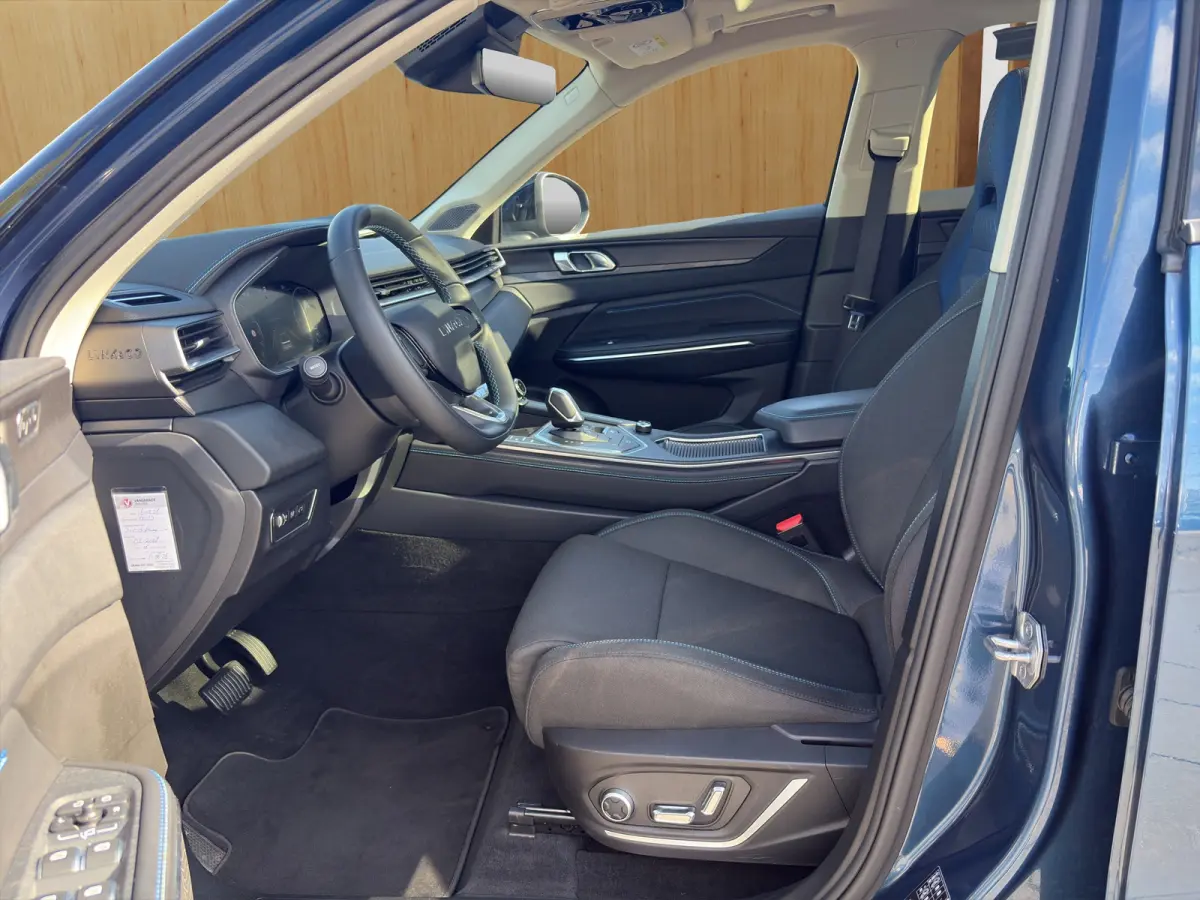 1.5 | BLIS | 360 Camera | Panoramadak | Keyless Start / Entry | Voorstoelen Verwarmd |