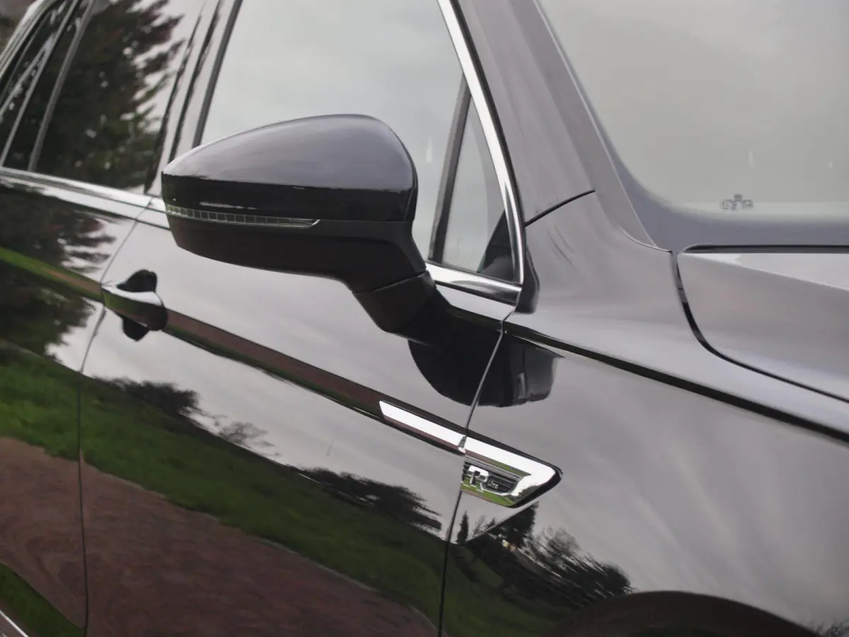 1.5 TSI Highline Business R 7p. | Panoramadak | Trekhaak | Camera | Sfeerverlichting | Apple Carplay | NL-Auto |