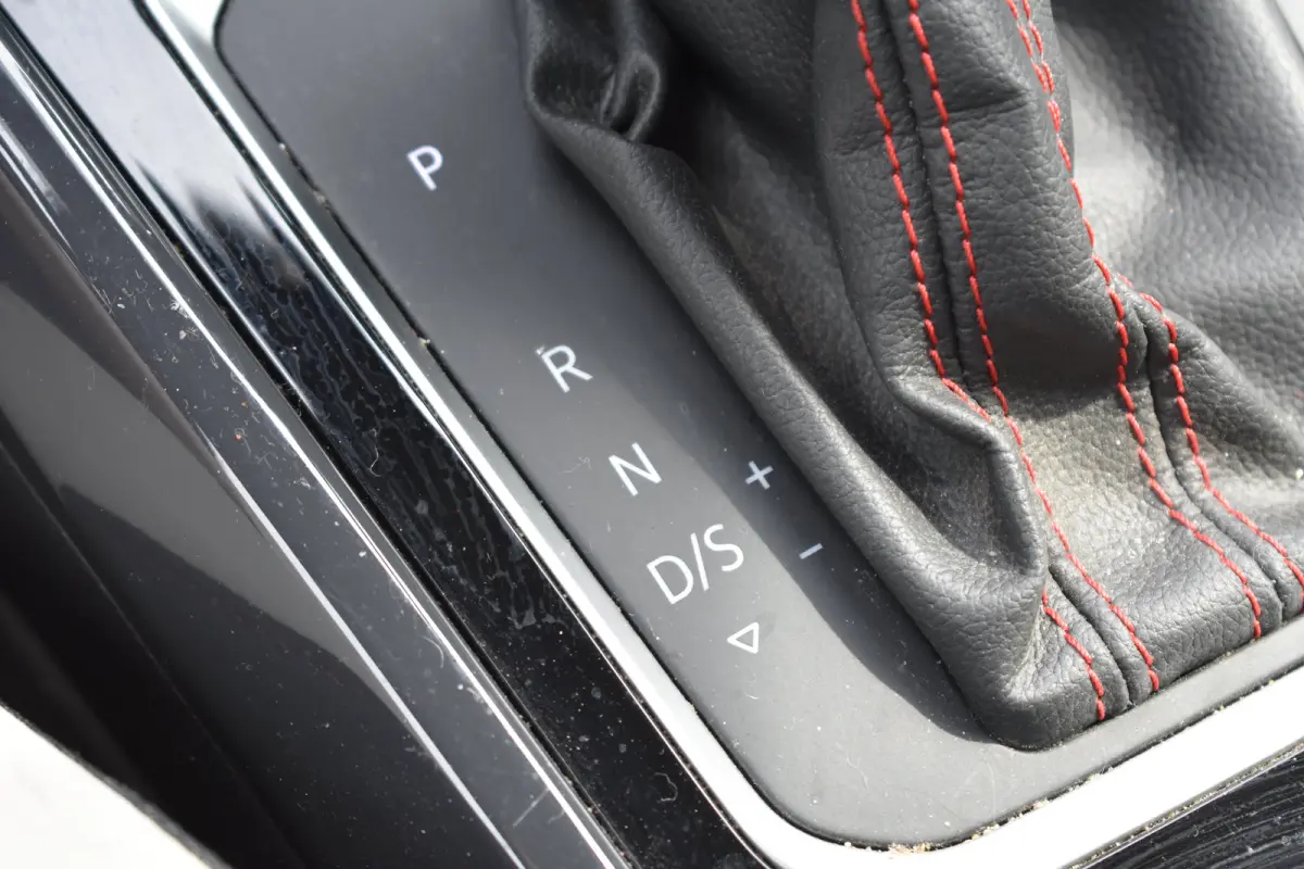 1.5 TSI 150PK Sport Business R DSG | PANORAMADAK | CAMERA | STOELVERW. | NAVIGATIE | ADAPT. CRUISE | ELEKT. KLEP | DAB+