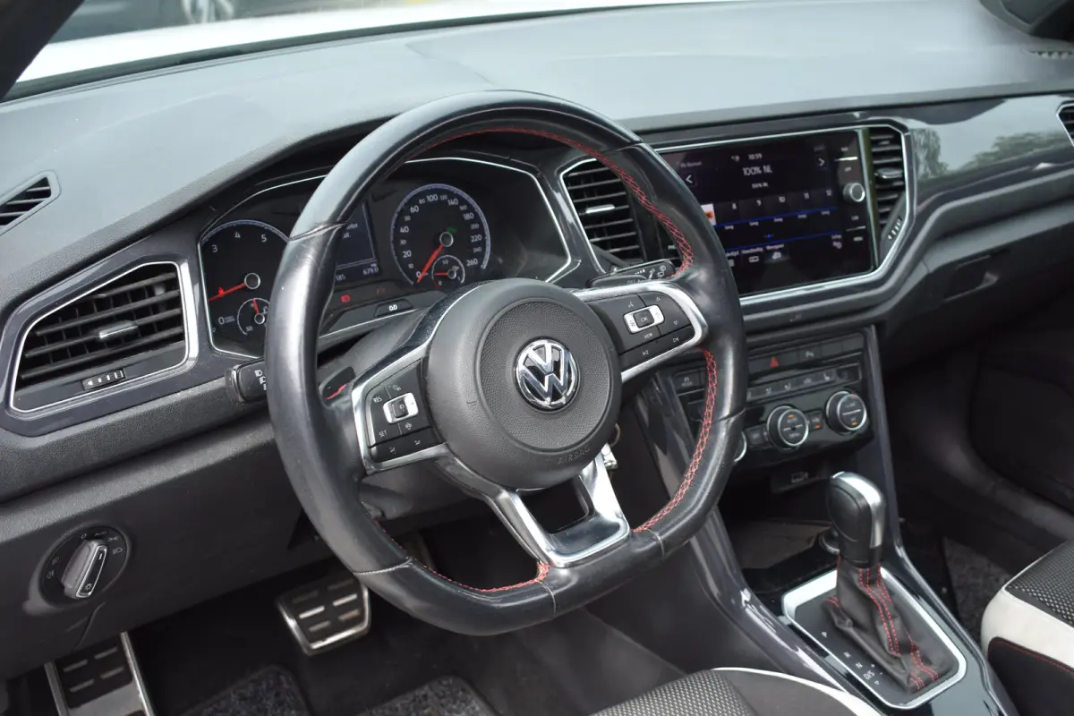 1.5 TSI 150PK Sport Business R DSG | PANORAMADAK | CAMERA | STOELVERW. | NAVIGATIE | ADAPT. CRUISE | ELEKT. KLEP | DAB+