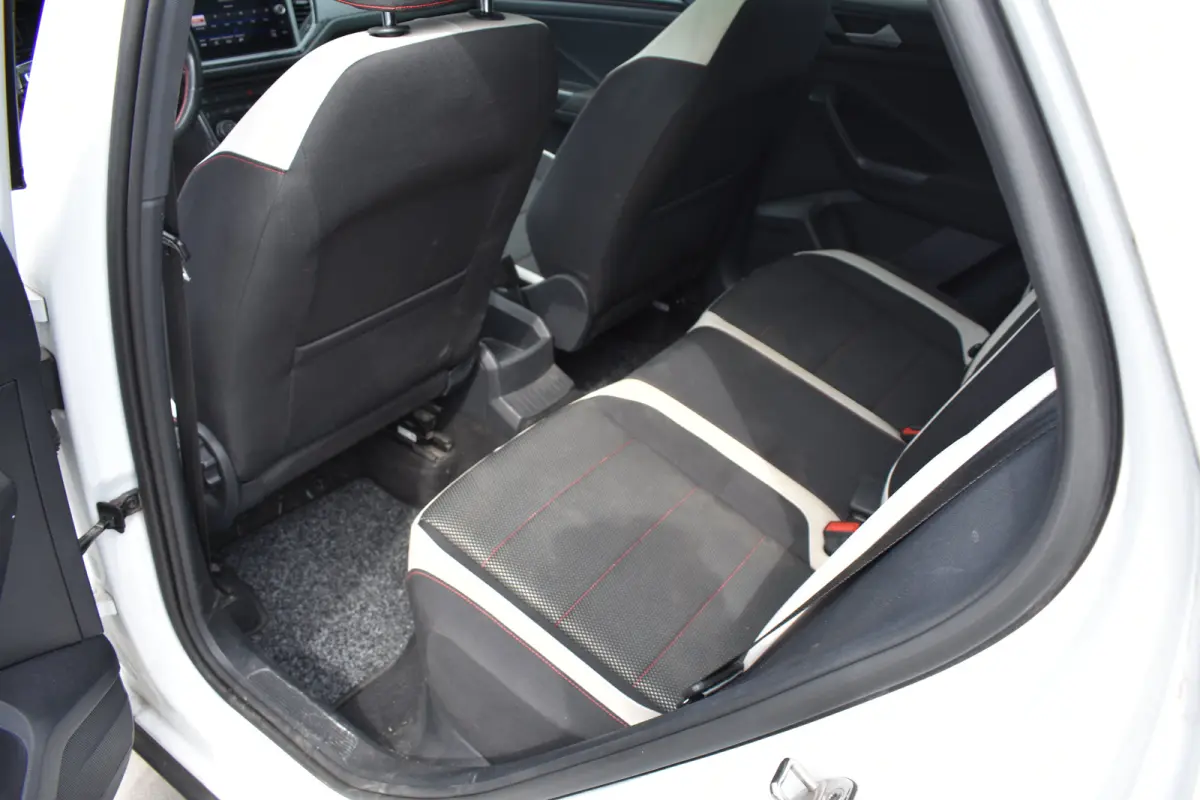 1.5 TSI 150PK Sport Business R DSG | PANORAMADAK | CAMERA | STOELVERW. | NAVIGATIE | ADAPT. CRUISE | ELEKT. KLEP | DAB+