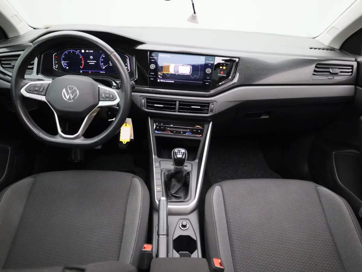 1.0 TSI Life Business 95 PK | Panoramadak | Navigatie | Climate Control | Stoelverwarming | LED Matrix | Parkeersensoren | Apple Carplay | Android Auto | Adaptive Cruise Control |