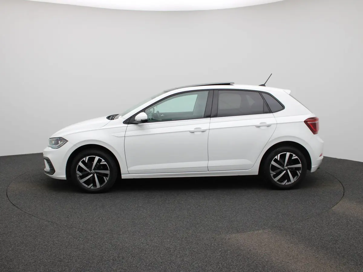 1.0 TSI Life Business 95 PK | Panoramadak | Navigatie | Climate Control | Stoelverwarming | LED Matrix | Parkeersensoren | Apple Carplay | Android Auto | Adaptive Cruise Control |