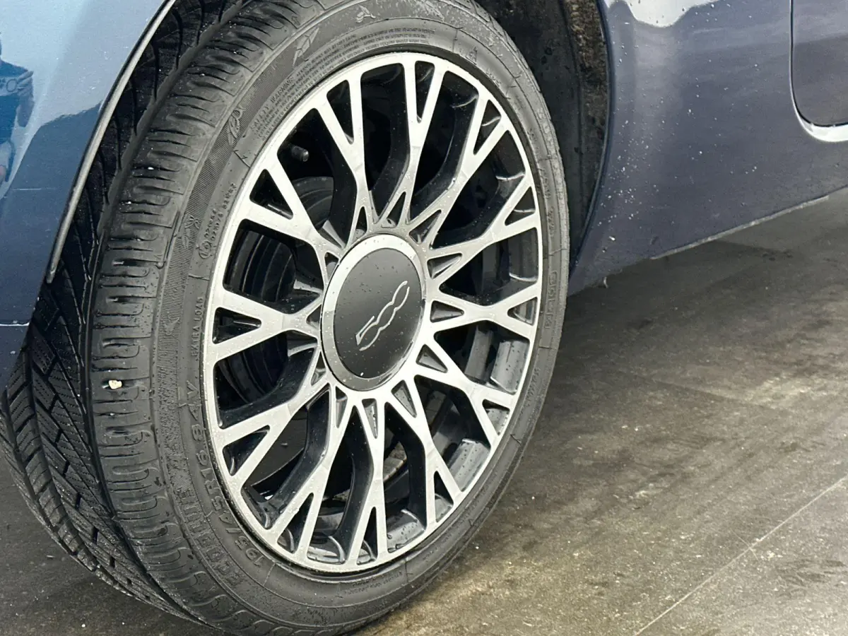 0.9 TwinAir Turbo Lounge | Navigatie | Parkeersensoren Achter | Cruise Control |