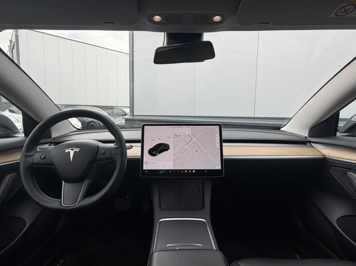 Long Range AWD 75 kWh