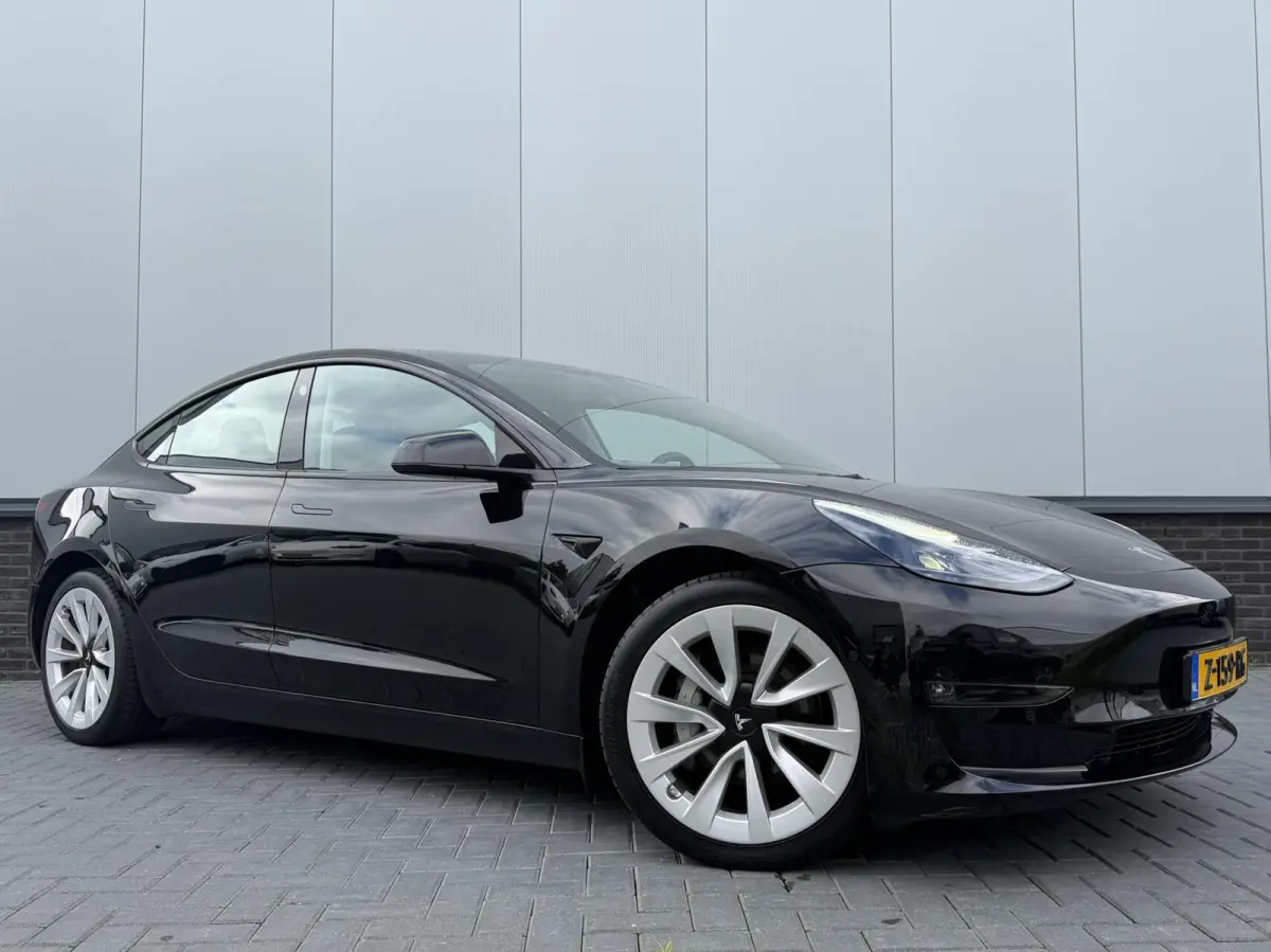 Long Range AWD 75 kWh