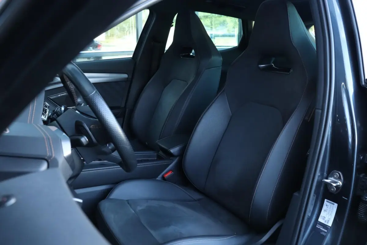1.5 TSI e-Hybrid VZ Extreme / 272PK / Vol Opties! / Pano / Trekhaak / Sennheiser / 19"!
