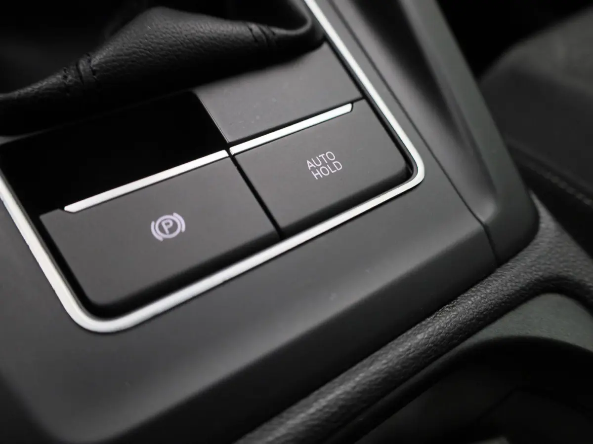 1.0 TSI 81kW Life | NAVIGATIE | CAMERA | CLIMATE CONTROL