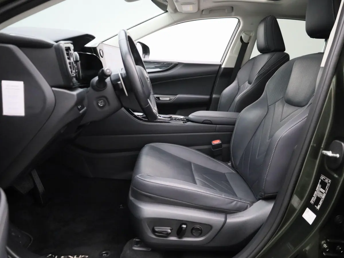 450h+ AWD Luxury Line | PANORAMADAK | HEAD-UP DISPLAY | LEDERENSTOELEN MET MEMORU | CAMERA | STOEL-STUURWIELVERWARMING | STOELVERKOELING