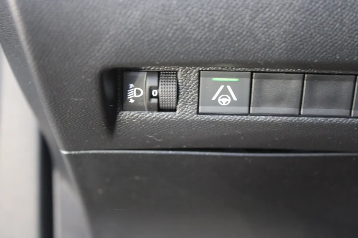 EV Allure 54 kWh | Fase 3 laden | SOH 95,75% | Nieuw model | Stoelverwarming | Navigatie | Camera | NL auto | 33.500km |