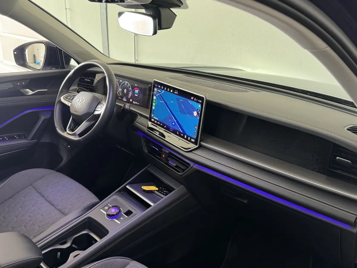 1.5 eHybrid 204PK DSG LIFE TREKHAAK/IQ.LIGHT/CAMERA**** FABRIEKSGARANTIE TOT 2030