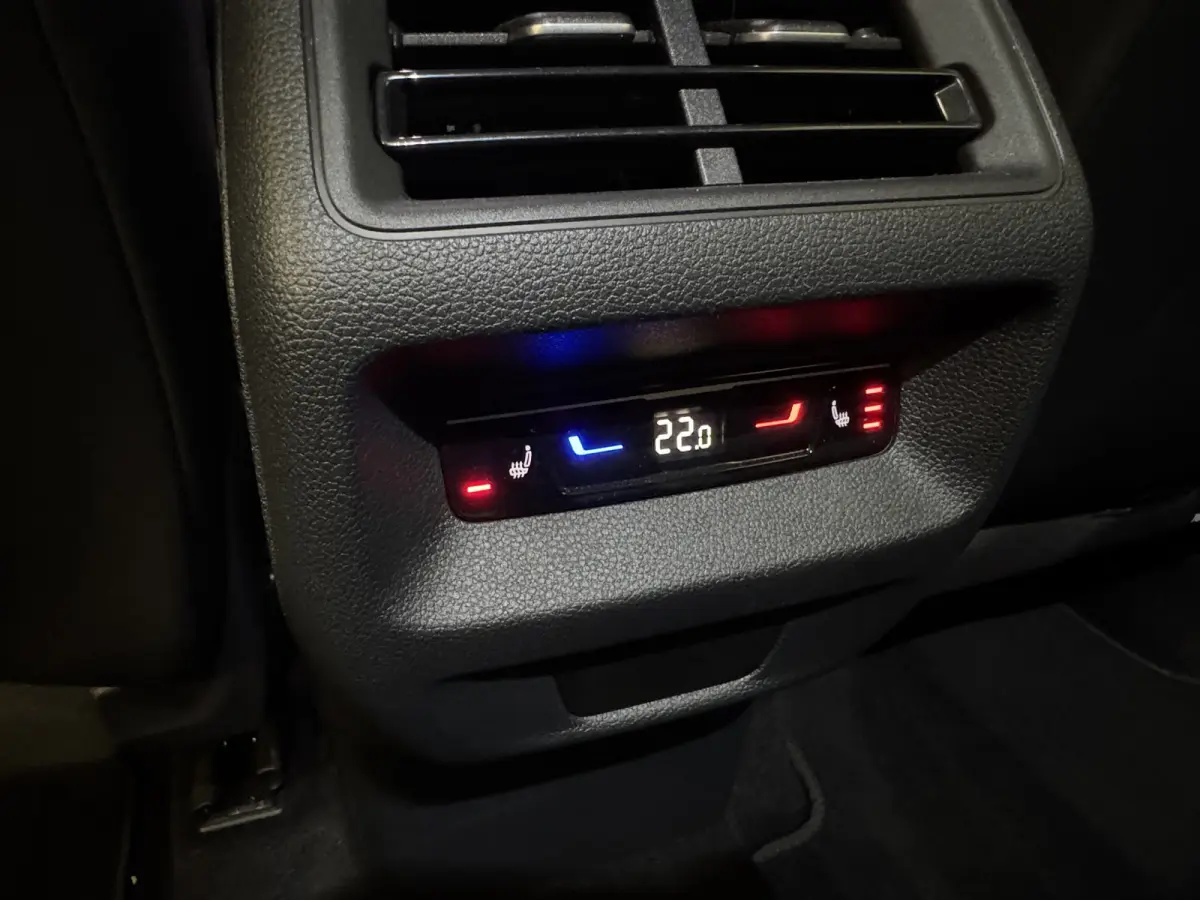 1.5 eHybrid 204PK DSG LIFE TREKHAAK/IQ.LIGHT/CAMERA FABRIEKSGARANTIE TOT 2030